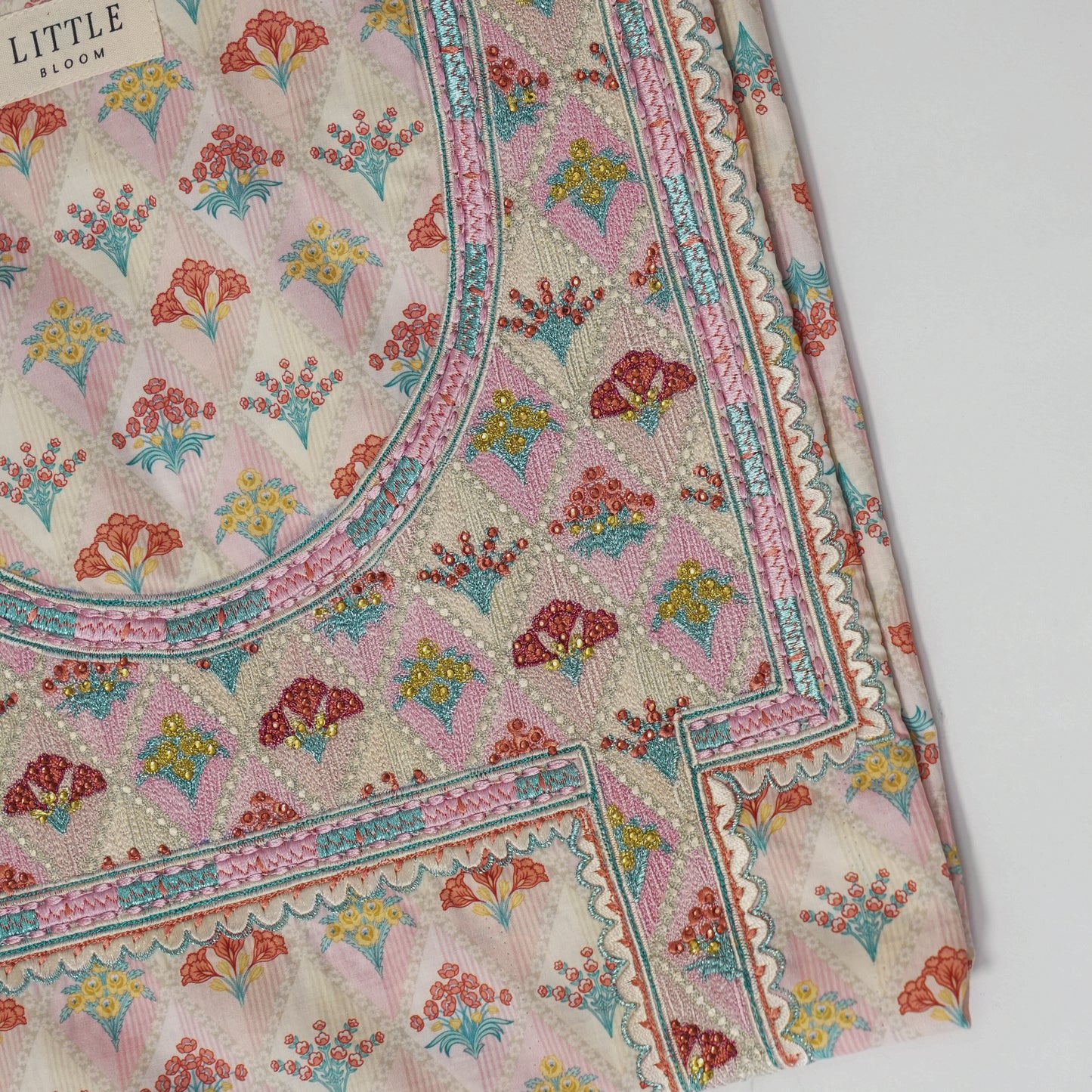 Soft Bloom Heritage Jalabiya